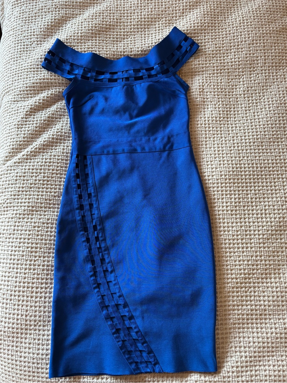 Off-Shoulder Royal Blue Bodycon Sheath Dress